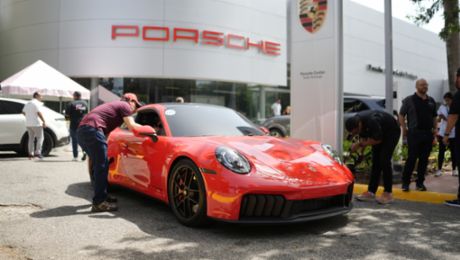 Récord de participantes durante el Family Rally 2025 en Porsche Center Santo Domingo