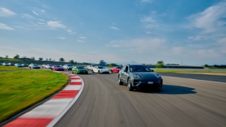 Nasce il Registro Italiano E-Motion, il primo Porsche Club al mondo dedicato alle vetture elettriche del Marchio