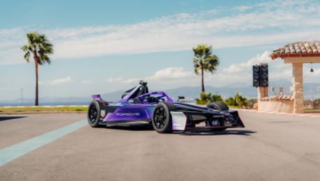 Un look fortemente espressivo per la nuova Porsche 99X Electric