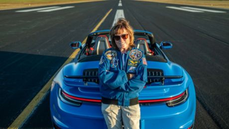 Forty Years: Astronaut Dr. Anna Lee Fisher is reunited with the 911 Turbo