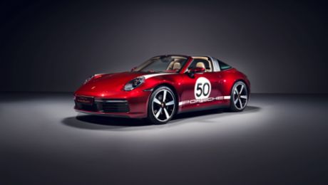Paying tribute to tradition: the 911 Targa 4S Heritage Design Edition