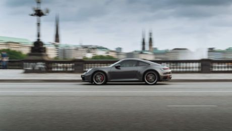 Porsche bringt Premium-Vermietung nach Hamburg