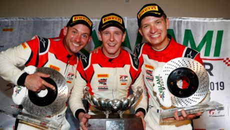 Porsche claims manufacturers’ and drivers’ titles with win in South Africa
