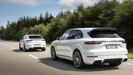 The most powerful Porsche Cayenne is a plug-in hybrid