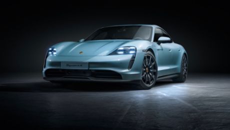 Porsche extends electric sports car model range with the Taycan 4S