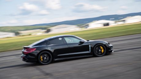 The new Porsche Taycan demonstrates its consistent power