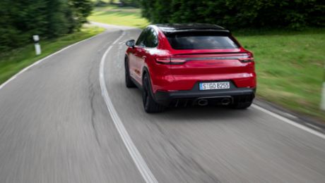New soundtrack: a sound with a strong character for the new Cayenne