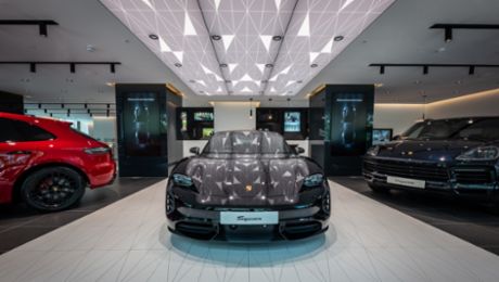 Porsche Centre Mayfair becomes first Porsche Studio in Great Britain