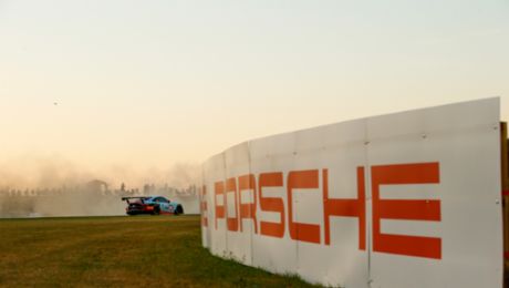 Curvas Porsche en Le Mans, donde los pilotos bailan con el 911 RSR