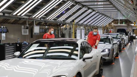 Porsche fordert bei den Lieferanten die Umstellung auf Grünstrom ein