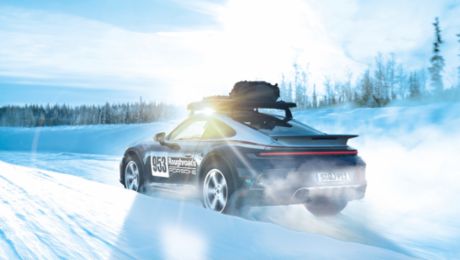 Porsche wünscht Ihnen Frohe Weihnachten 2022!