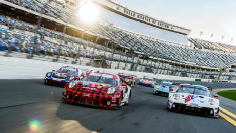 IMSA: Seven Porsche customer teams fight for class wins at Daytona
