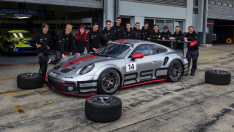 Learning by doing: apprentices in the Porsche Carrera Cup Deutschland