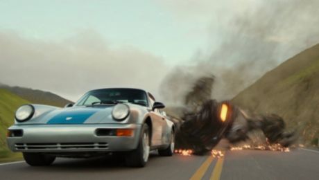 Porsche 911 Carrera RS 3.8 y Transformers: el despertar de las bestias celebra un nuevo Autobot, ‘Mirage’