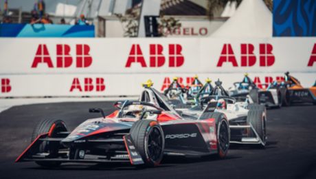 The TAG Heuer Porsche Formula E Team defends its championship lead