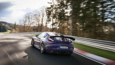 Manthey Kit Announced for Porsche 718 Cayman GT4 RS
