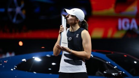Iga Swiatek krönt sich erneut zur Tennis-Königin von Stuttgart