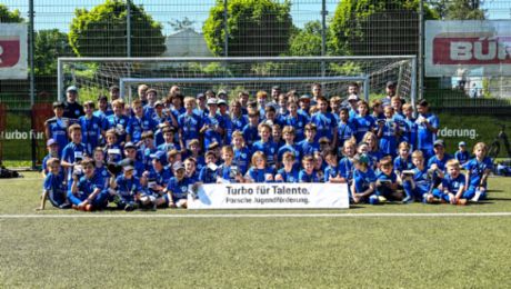 Porsche Fußballschule veranstaltet Trainingscamps für Kinder