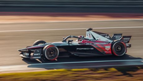 Vital points for Porsche and Pascal Wehrlein at the second night race in Diriyah
