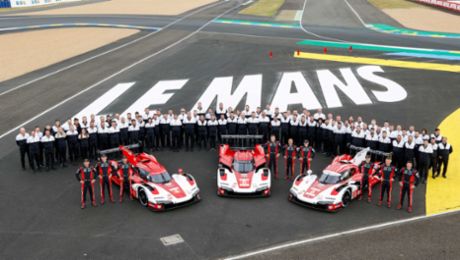 Donación de Porsche “Racing for Charity” 2024