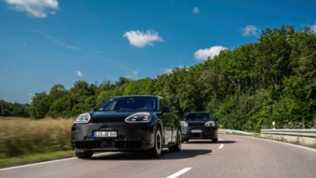 Porsche plánuje pro Cayenne na příští dekádu trojici pohonných jednotek