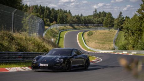 The fastest electric car from Zuffenhausen on the Nordschleife