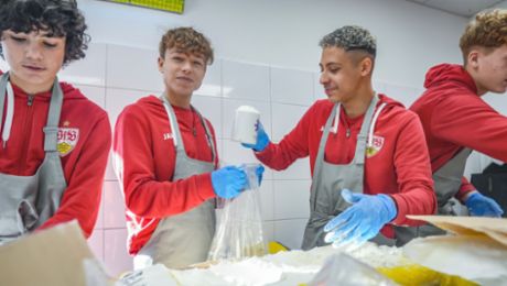 Talente Hand in Hand: VfB-Jugendspieler engagieren sich