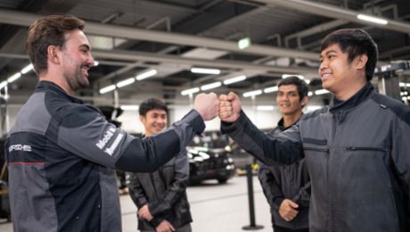 Pilotprojekt zur Fachkräftesicherung im Porsche Zentrum Olympiapark