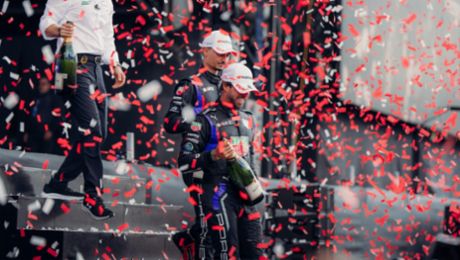 Front row lock-out and double podium for Porsche in Mexico City