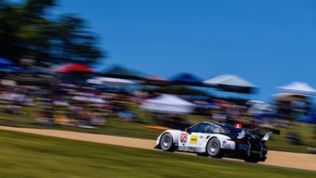 Petit Le Mans: Platz fünf für 911 RSR