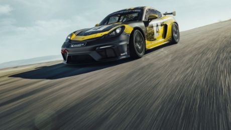 New Cayman GT4 Clubsport with natural-fibre body panels