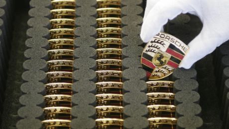The Porsche crest: birth of a quality seal