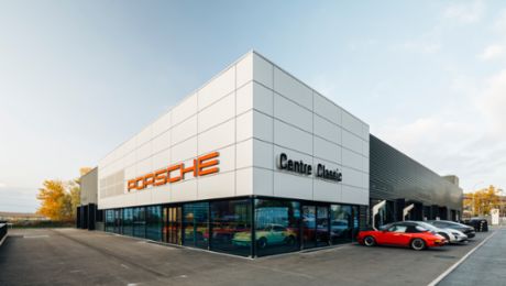 Le premier Centre Porsche Classic suisse ouvre à Genève