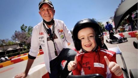 Porsche ayuda a un niño chileno a cumplir su sueño de ser piloto de carreras