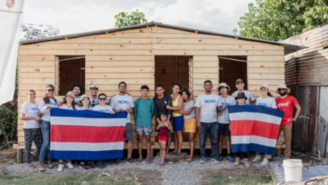 Porsche Costa Rica beneficia a familias puntarenenses con viviendas transicionales