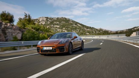 Più digitale, più lussuosa, più efficiente: la nuova Panamera