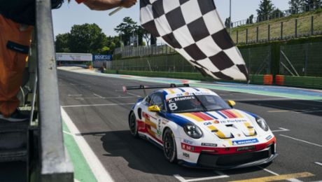 Porsche Carrera Cup Italia, Masters è perfetto nel sabato di Vallelunga