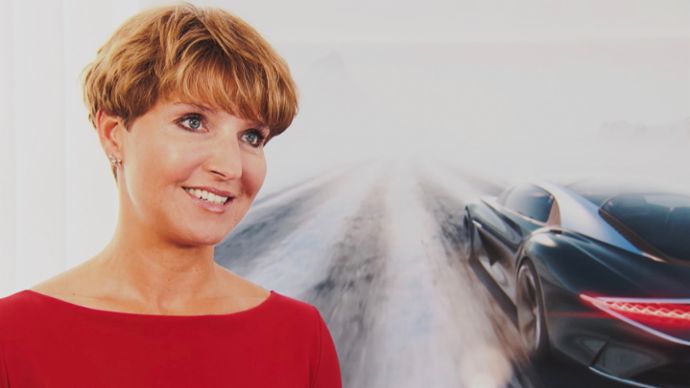 Dr. Astrid Fontaine, Member of the Board for People, Digitalisation and IT at Bentley Motors, 2020, Porsche Consulting GmbH