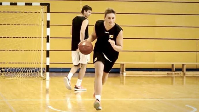 Basketball Dribbelpyramide, 2021, Porsche AG