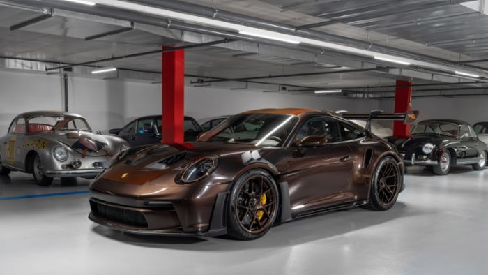 Performance meets design: a 911 GT3 RS beyond the standard
