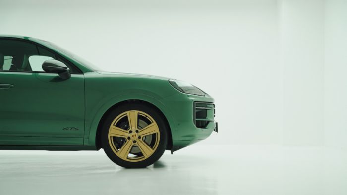 Your Porsche, your signature: Porsche showcases the art of