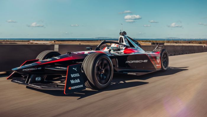 photo of New Formula E Porsche 99X Electric Gen3 celebrates world premiere image