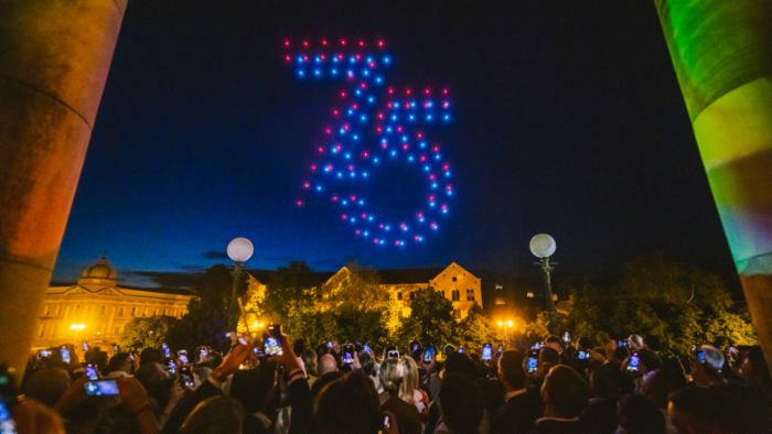 photo of Croatian fans celebrate 75 years of Porsche sports cars image