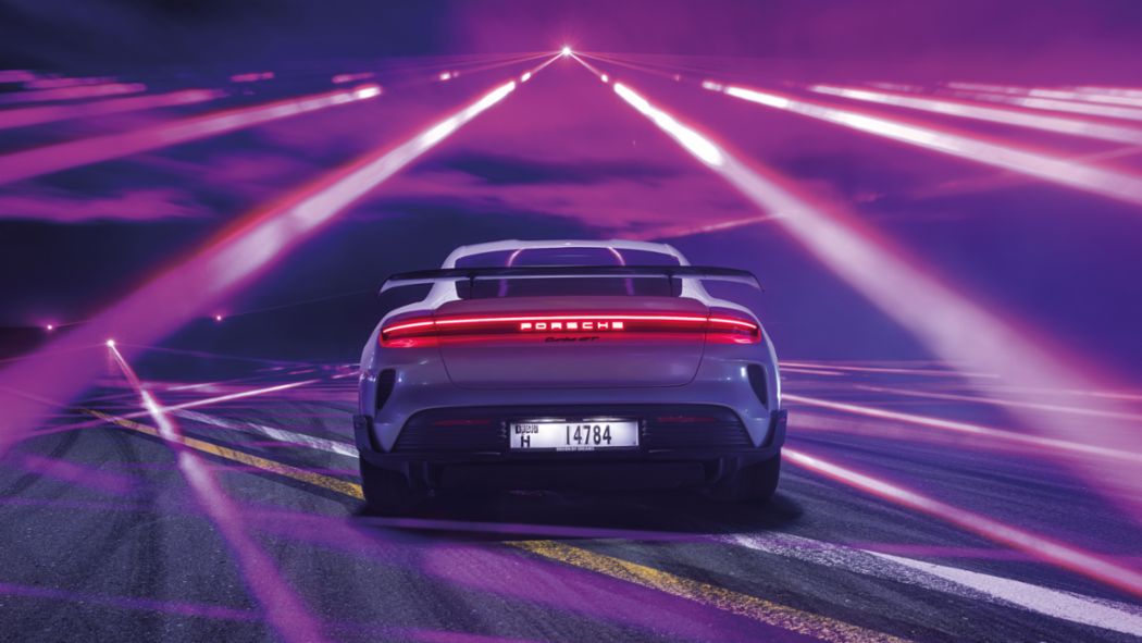 鼓動 | ポルシェ クリストフォーラス