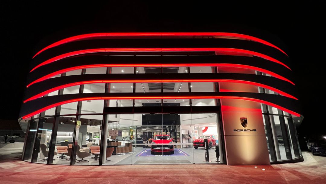 Porsche Centre Newcastle celebrates grand opening