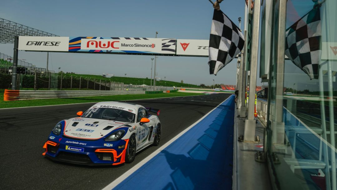 Tomas Guedes ist neuer Champion der Gruppe GT4 Clubsport