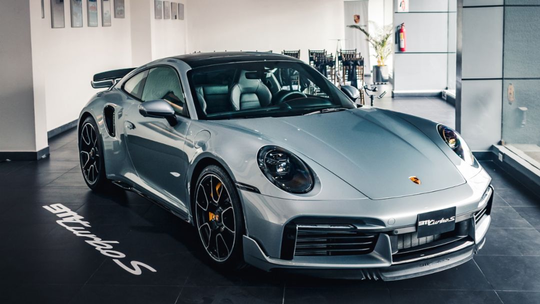 El nuevo Porsche 911 Turbo S llega Ecuador