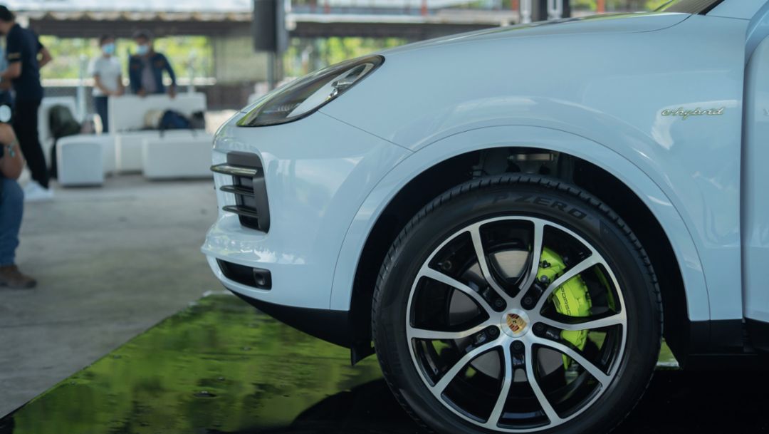 Nuevo Porsche Cayenne E-Hybrid es presentado en El Salvador