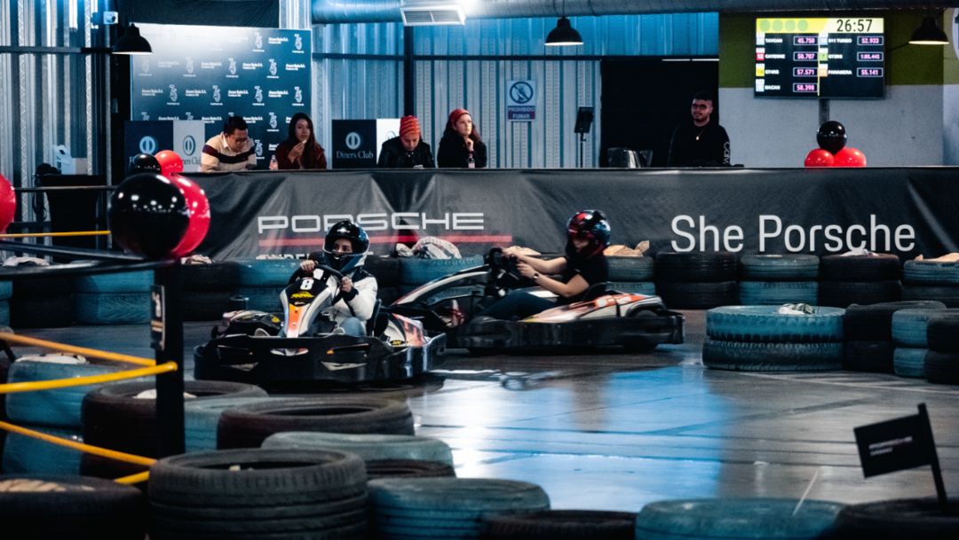 She Porsche invitó a las ecuatorianas a competir en karts