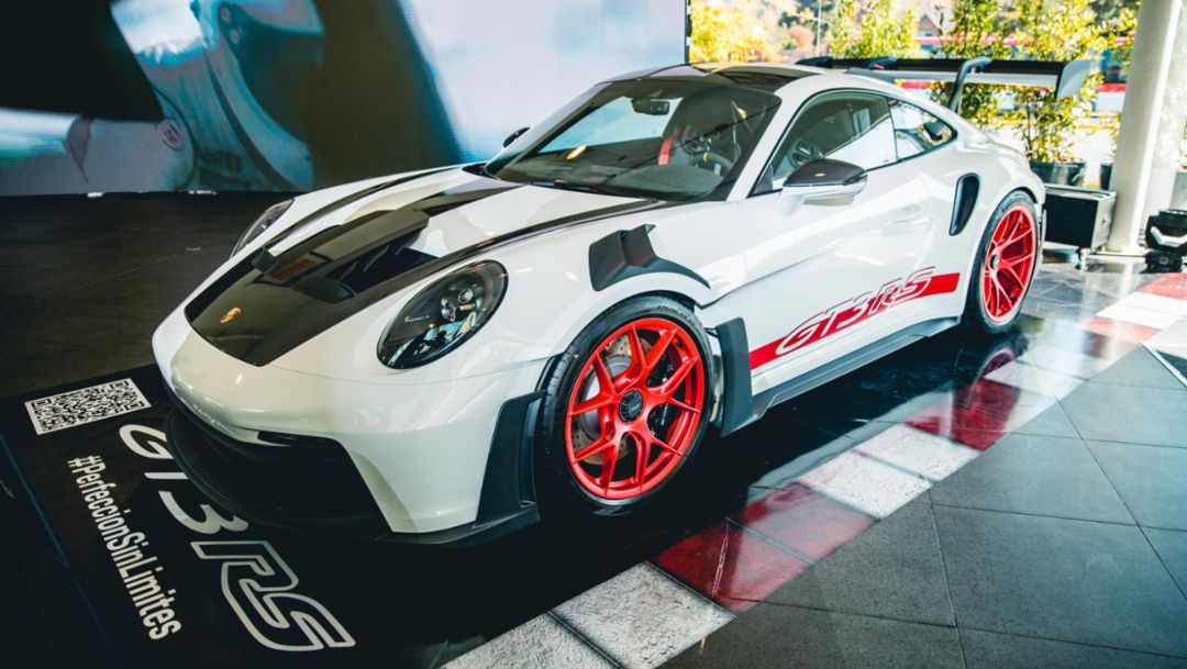 Nuevo Porsche 911 GT3 RS: la perfección sin límites llega a Chile